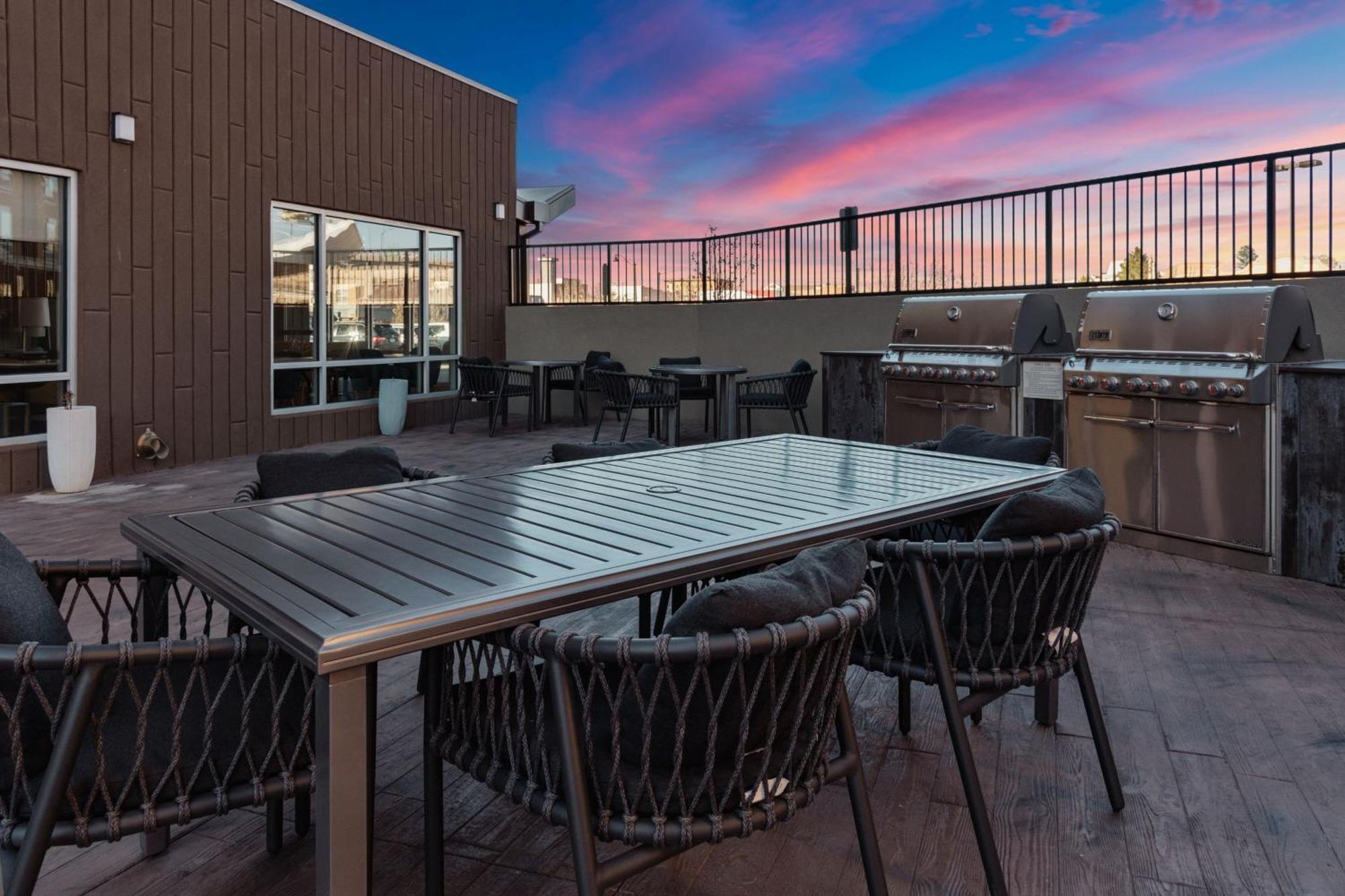 Towneplace Suites By Marriott Pueblo Downtown Exterior foto